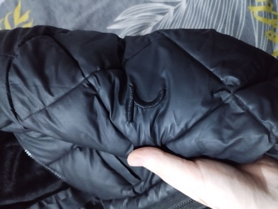 Yangde yirtiq joyi yoq