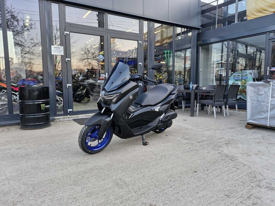 Yamaha NMax 125 model 2025-se conduce cu B-stoc EST BIKE Campina