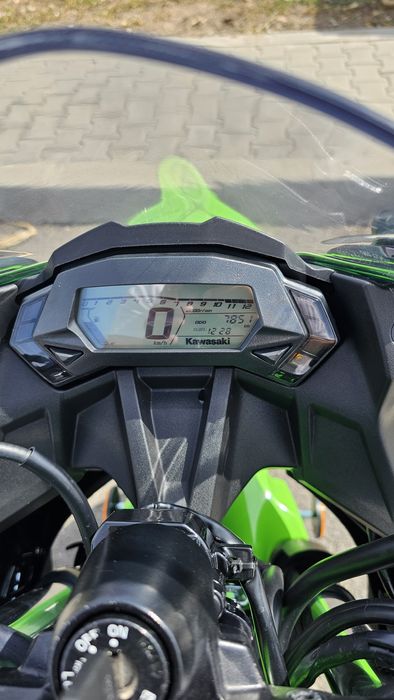 Kawasaki Ninja 125 cc (aproape nou)