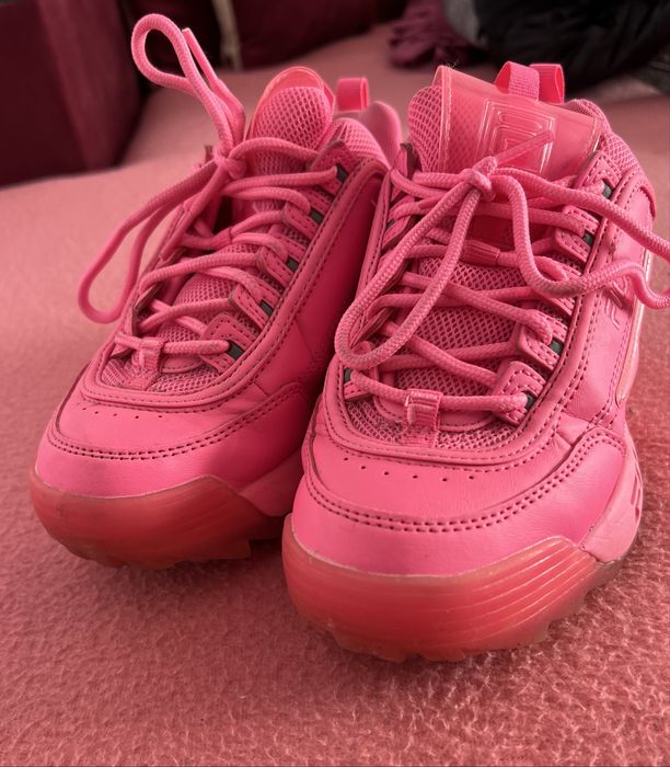 Розови маратонки Fila