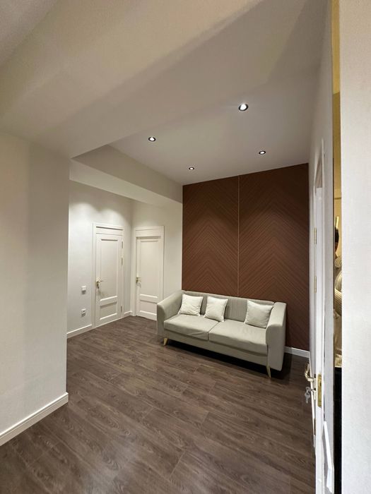 СРОЧНО! ПРОДАЁТСЯ 3/8/10 Новостройка Чиланзар-Е квартал НОВЗА метро