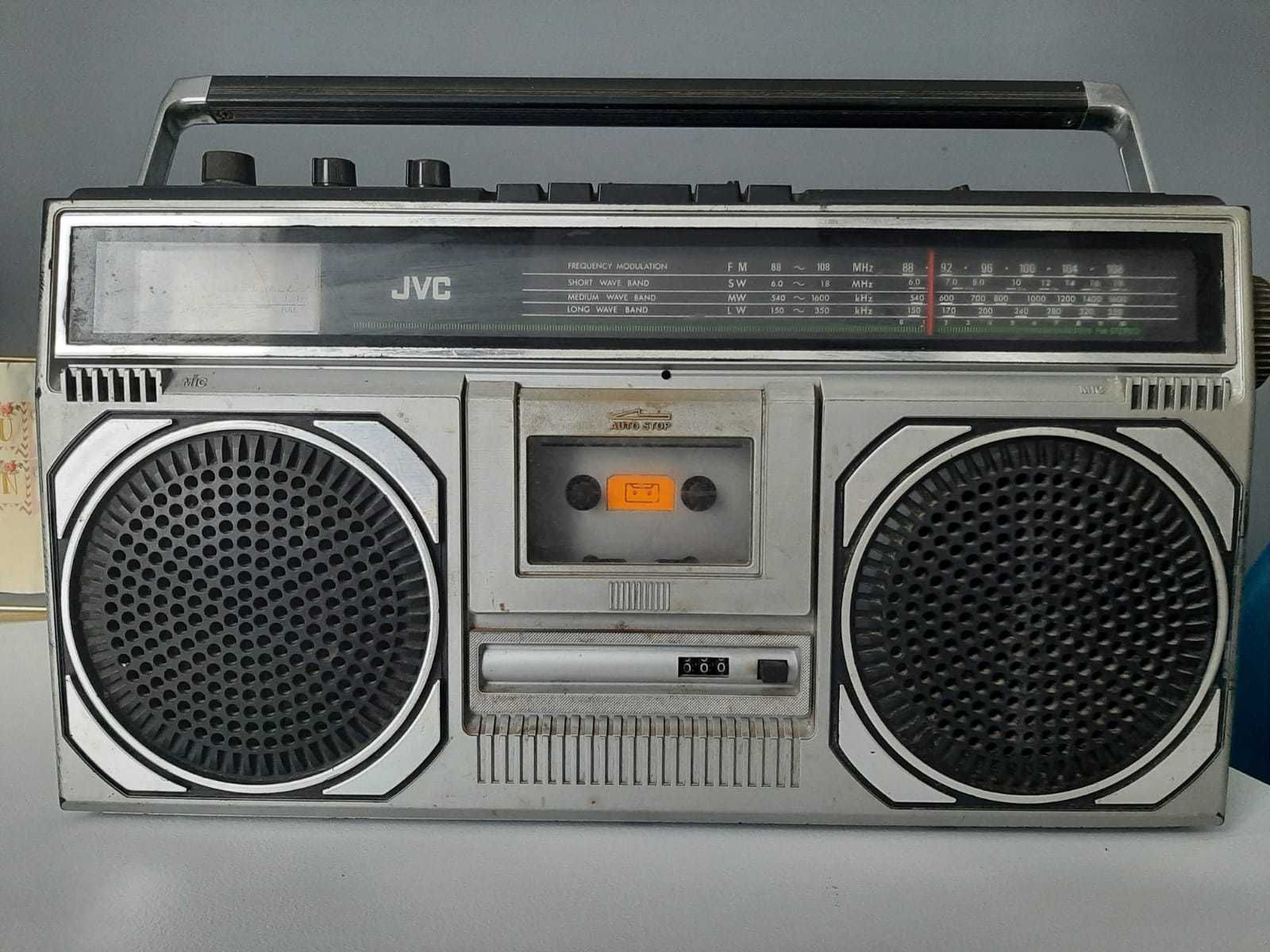 Radiocasetofon vintage JVC 1982