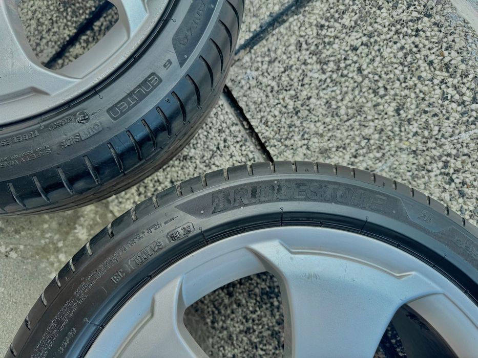 2 бр. Летни гуми BRIDGESTONE 225/45/17 ДОТ5023
