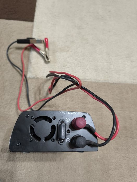 Invertor auto TRONIC 300 W