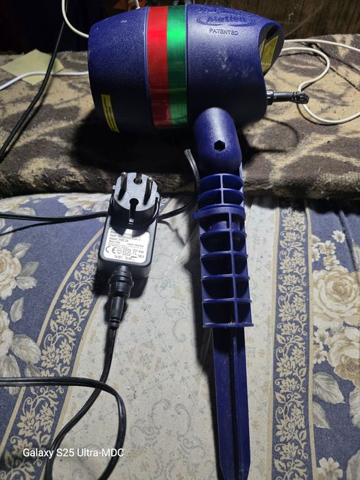 Vând proiector lumini laser Crăciun Star shower original