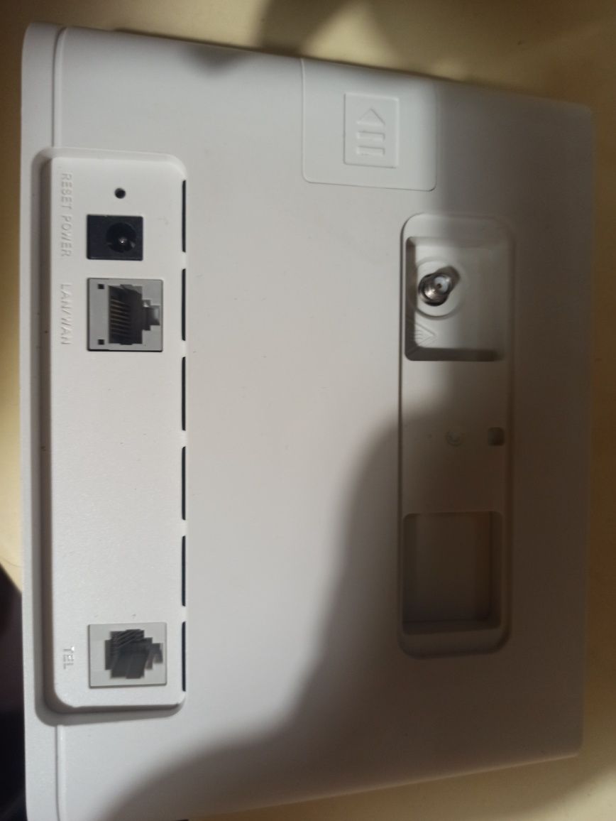 Router Huawei B311-221 310-22  wireless fara