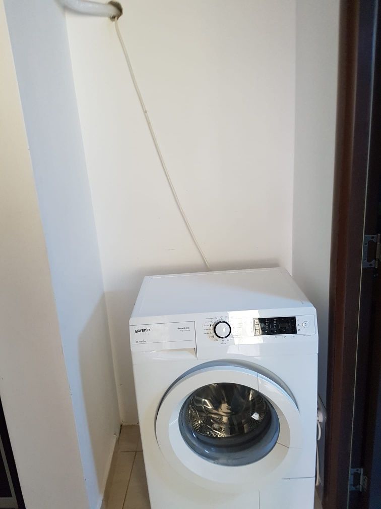 Apartament 3 camere Frigocom liber 1 august