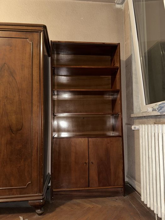 Bibliotecă / dulap din lemn