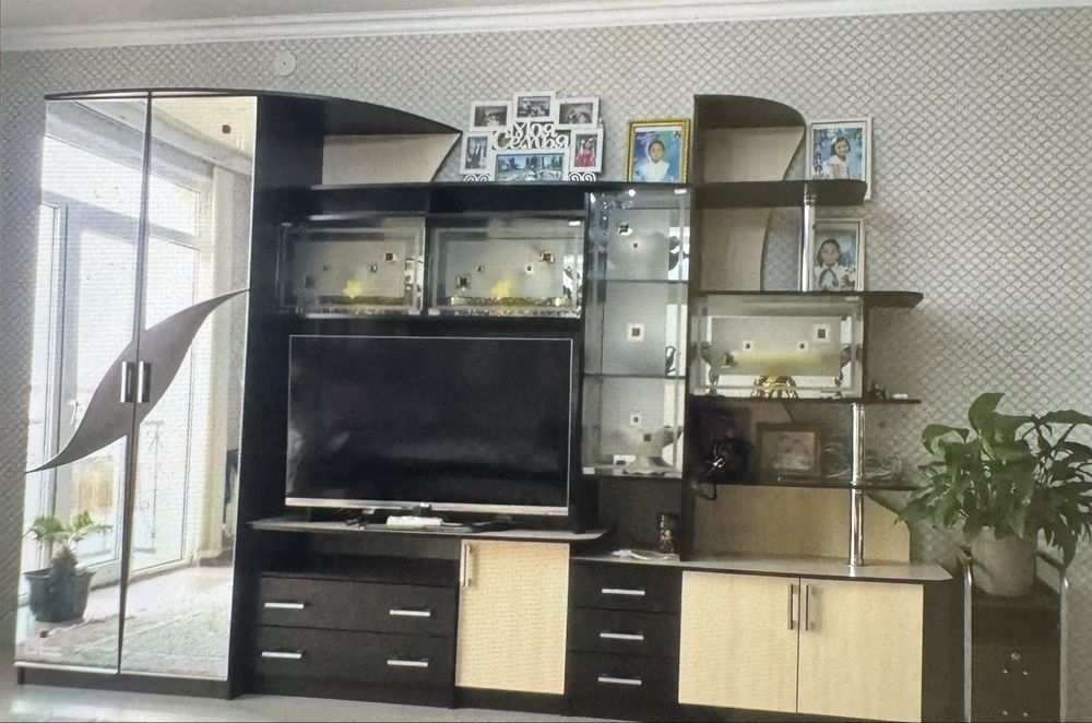 Горка для гостинной