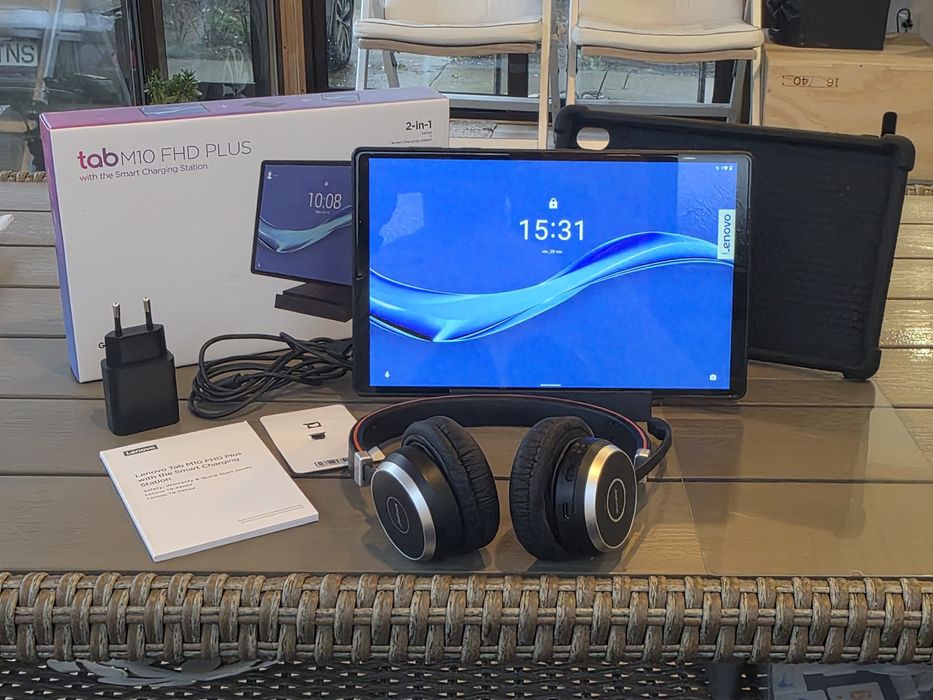 Tableta Lenovo Tab M10 FHD Plus 4GB/128GB  + căști Jabra Evolve 65SE