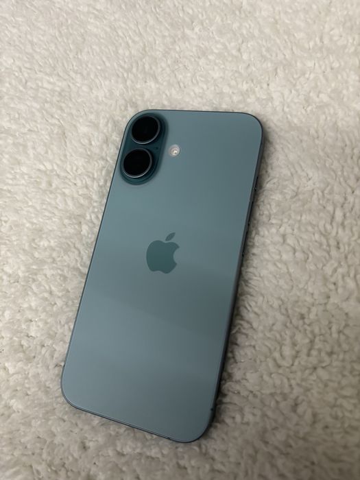 Продавам iphon16, 256gb.