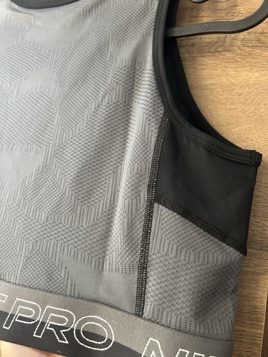 Потник Nike Pro Dri-Fit Cropped