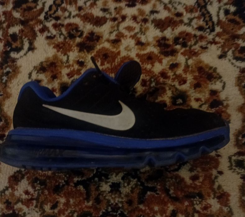 Adidaṣ  air nike 2017 marimea 38,5