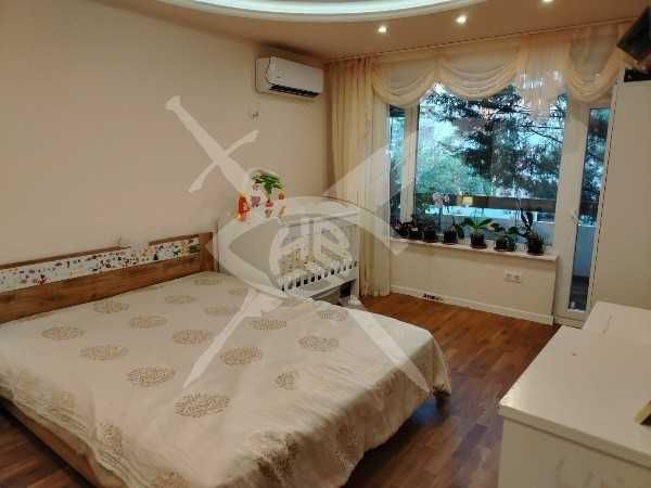 Тристаен апартамент в гр. Несебър