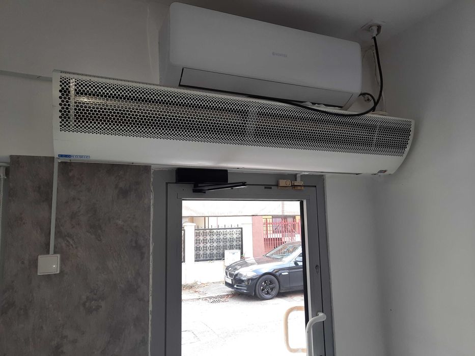 Perdea de aer si raft paine