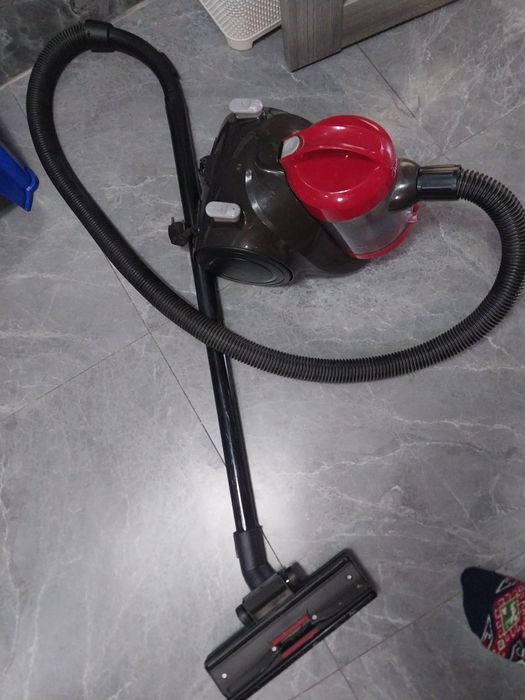 Пылесос    midea