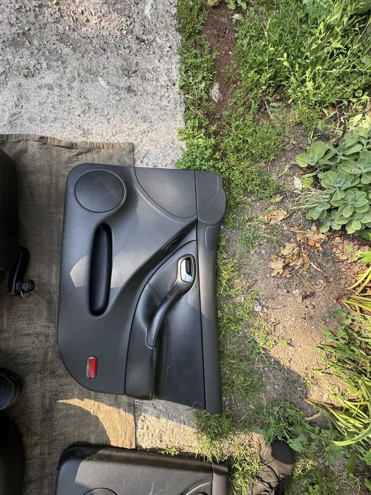 Продавам кожен салон за seat leon 1m