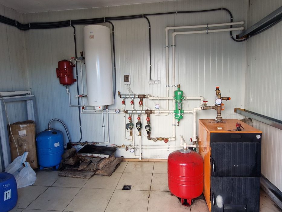 Hale de vanzare/ inchiriere