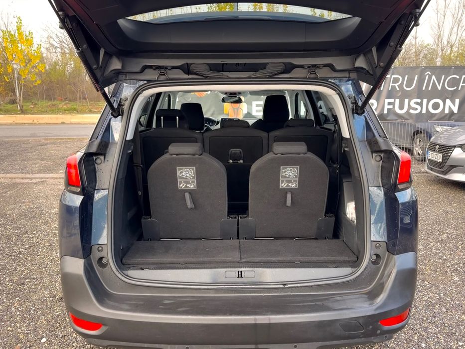 Vindem Peugeot 5008 Automat 7 Locuri Garantie 1 an de zile !