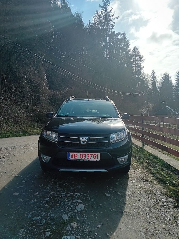 Vând Dacia sandero steyp
