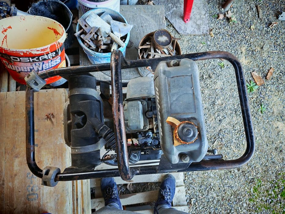 Mai Compactor Honda în 4 timpi