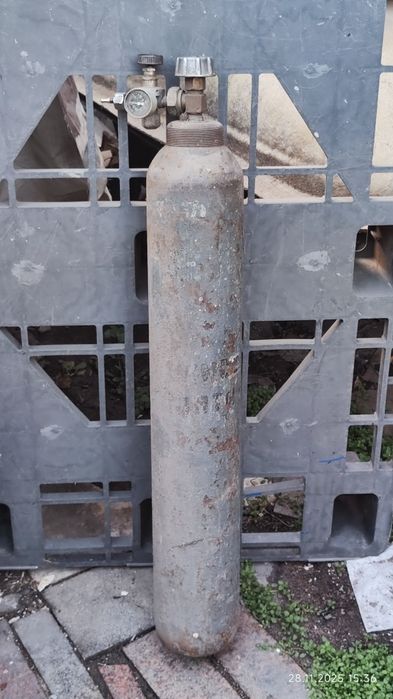 Углекислотный кислородный баллон с редуктором на 7 литров