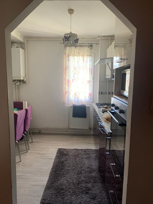Apartament de închiriat