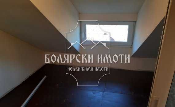 Продава се Етаж от къща в Велико Търново, Център - 120 кв.м за 750 €/кв.м - Снимка #7