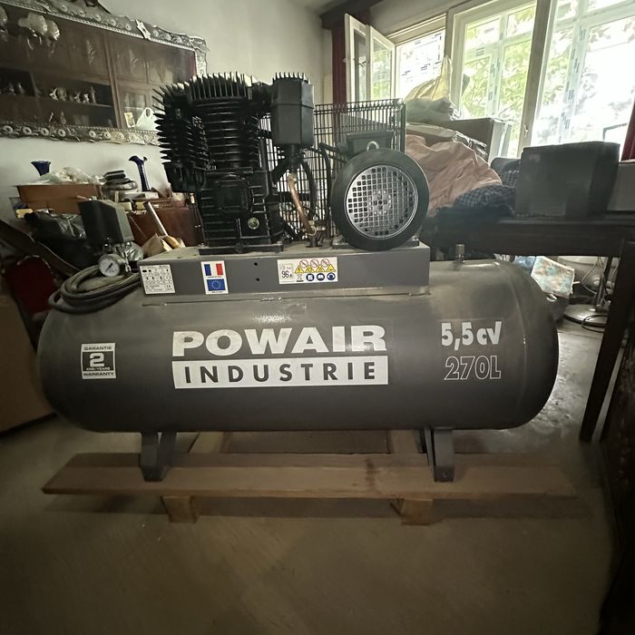 Compresor NOU trifazat POWAIR Industrie – 5.5 CP de 270 L