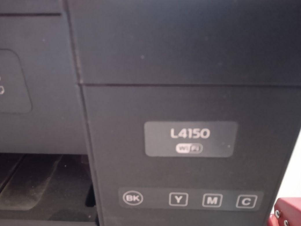 Epson4150 3/1 sotiladi svitnoy