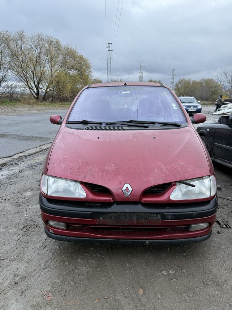 Рено Меган Сценик 1.6  бензин  на части