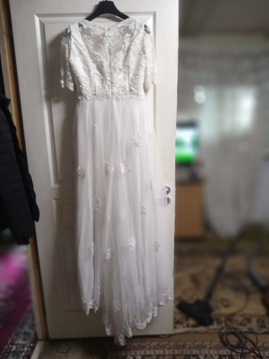 Vând urgent rochie de mireasa