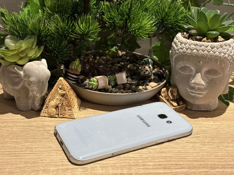 Samsung A5 blue gold and black ‼️Garantie‼️