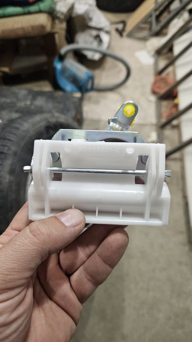 Pajero 3 ручка двери багажника