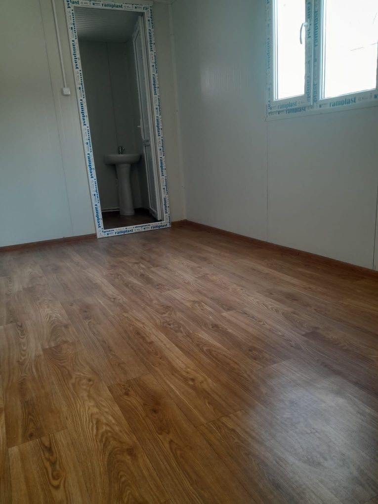 Vând container birou, comercial cu vitrina, magazie, vestiar, sanitar