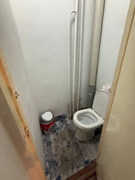 Yunusobod 13 kv Axmad Donish bozor 2 xona 58 kvadrat