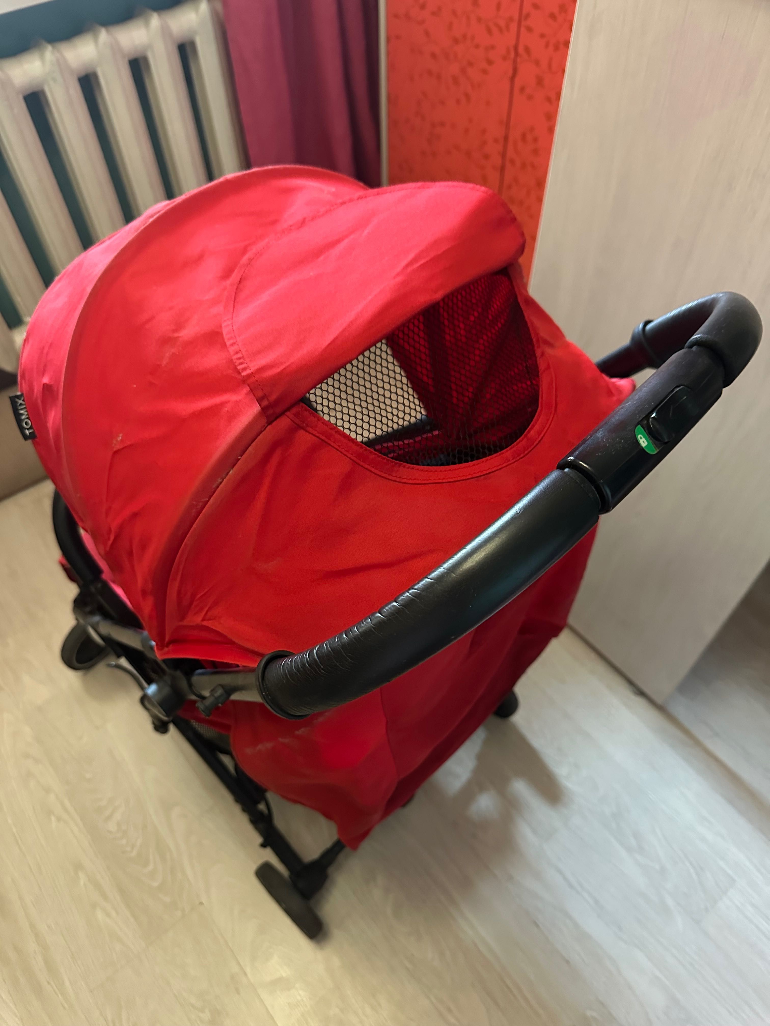 Прогулочная коляска TOMIX RED