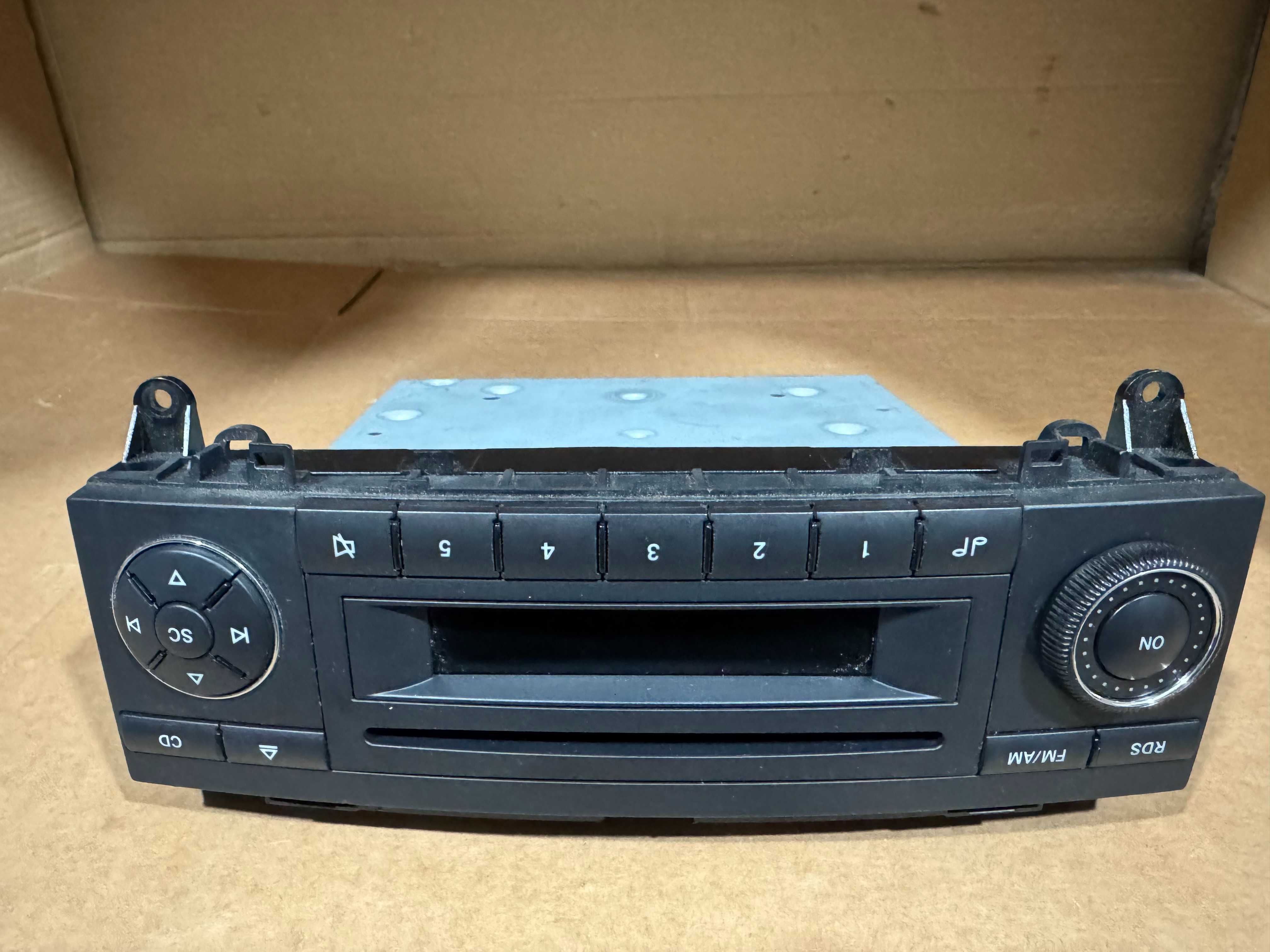 Радио-CD player Мерцедес А класа