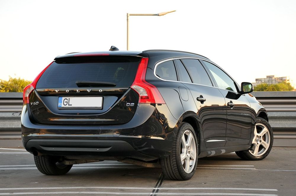 Vând Volvo V60 2013 stare foarte buna
