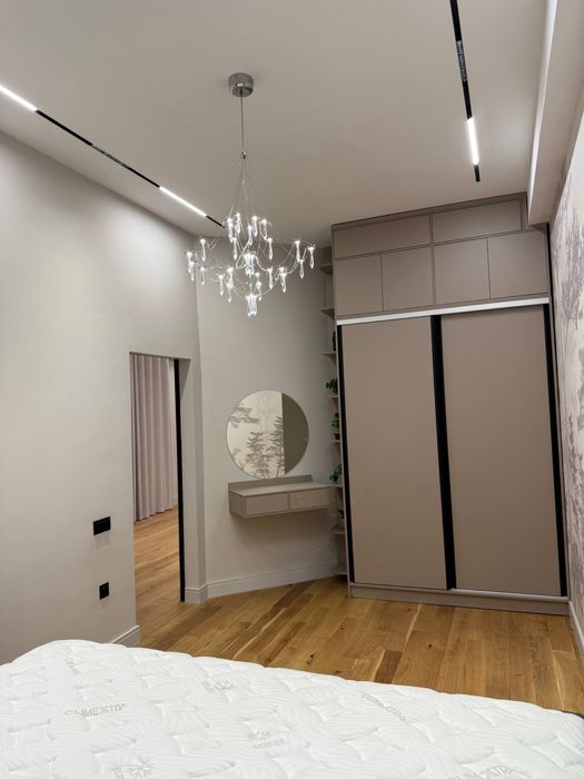 Квартира продаётся на Юнусабаде. Напротив 17 гор больницы.