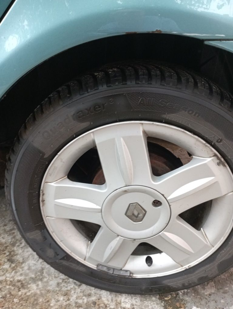 Vând Renault Clio 2 extreme