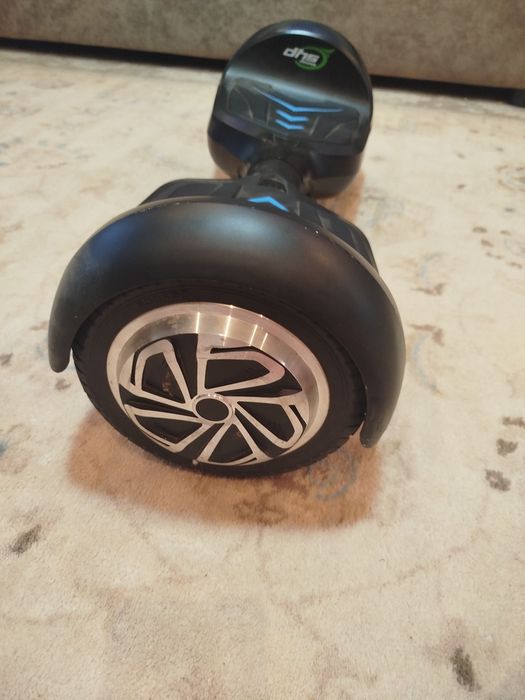 Vând hoverboard dhs-fitness înalt