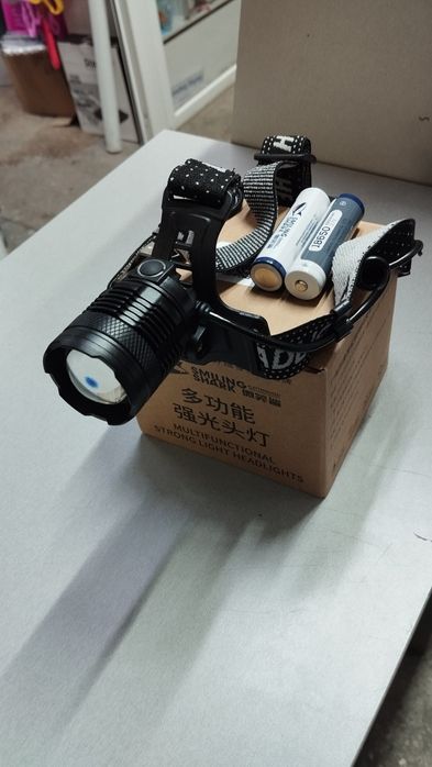 Фонарик головной сверх мощный