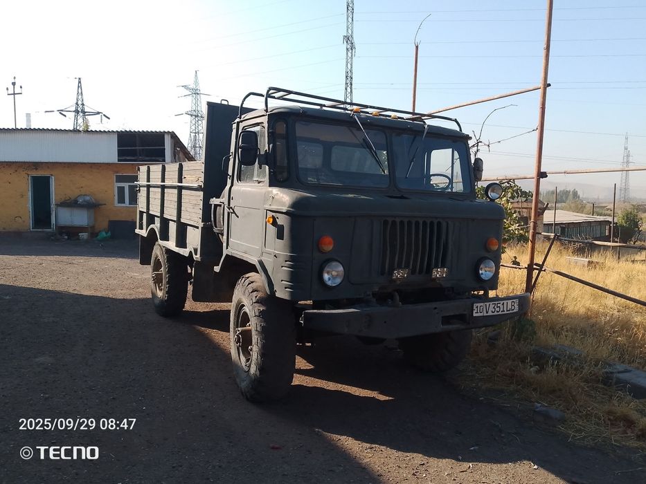GAZ-66 Yuk_bortli