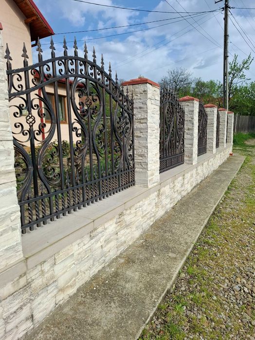 Garduri din panou stil jaluzele, sipca metalica, plasa, tabla si BCA