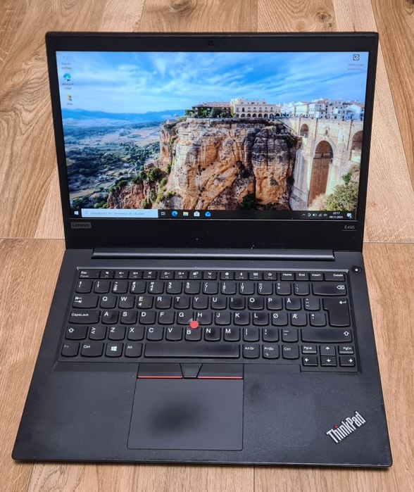 Lenovo Thinkpad E495 Ryzen 3, 8 GB RAM, 256 GB SSD