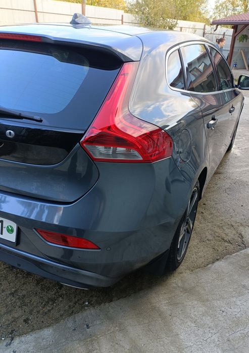 Volvo V40 momentum 1.6 diesel