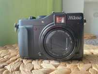 Nikon Coolpix P7000