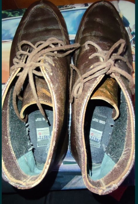 ghete piele goretex  42 maro imblanite
