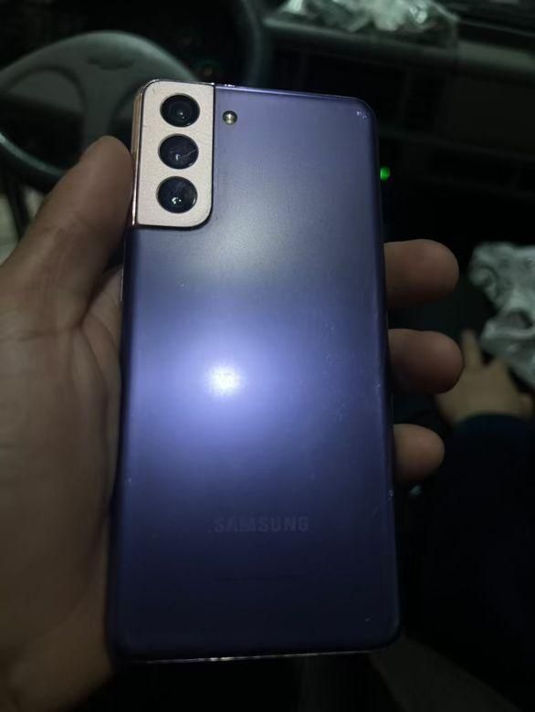 Samsung s21 ideal